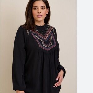 Torrid Black Crinkle Embroidered Blouse Boho